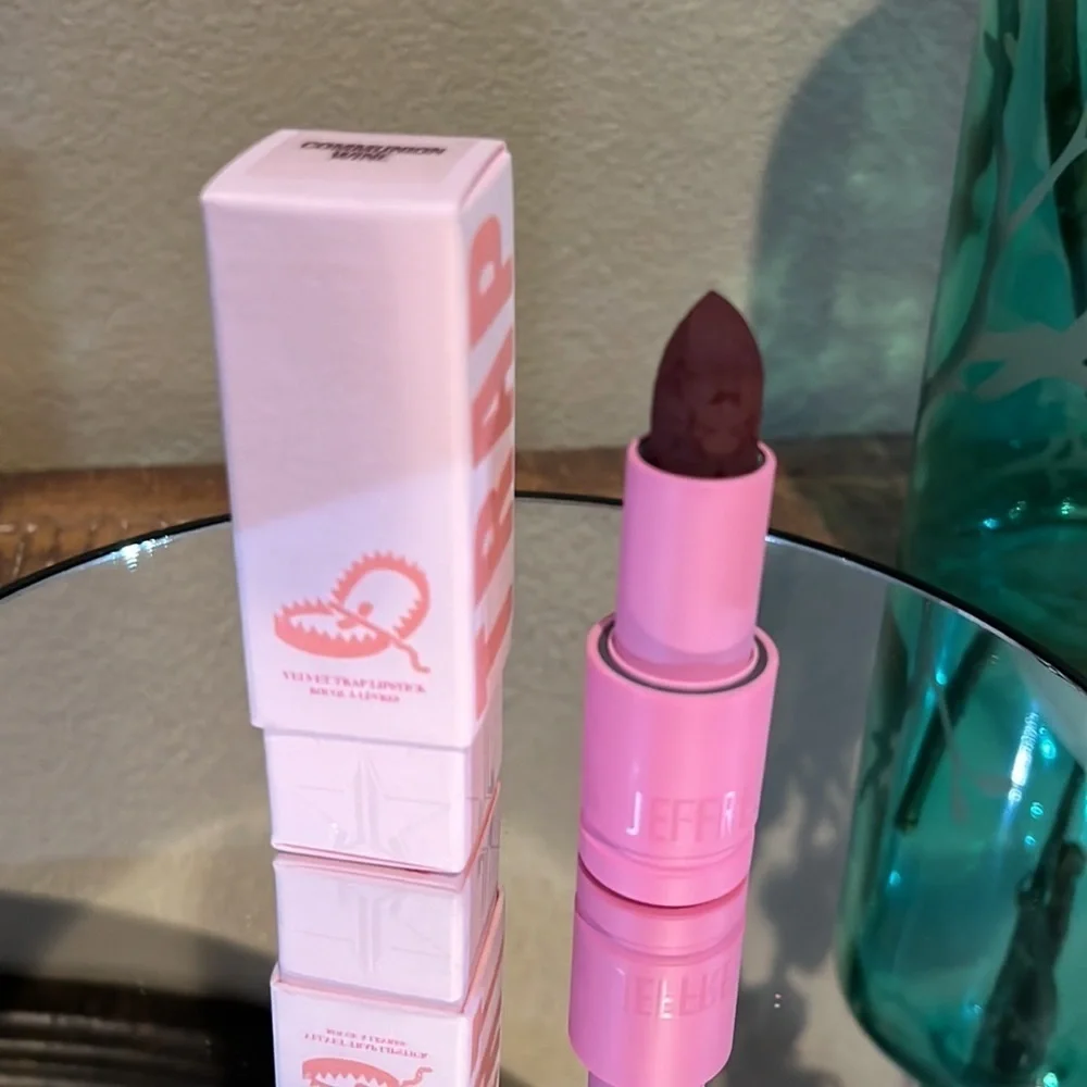 Jeffree Star Velvet Trap lipstick in color Communion Wine. New!